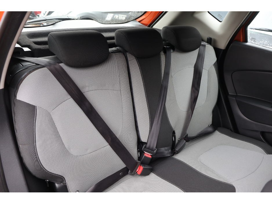 2014 Renault Captur - image 23