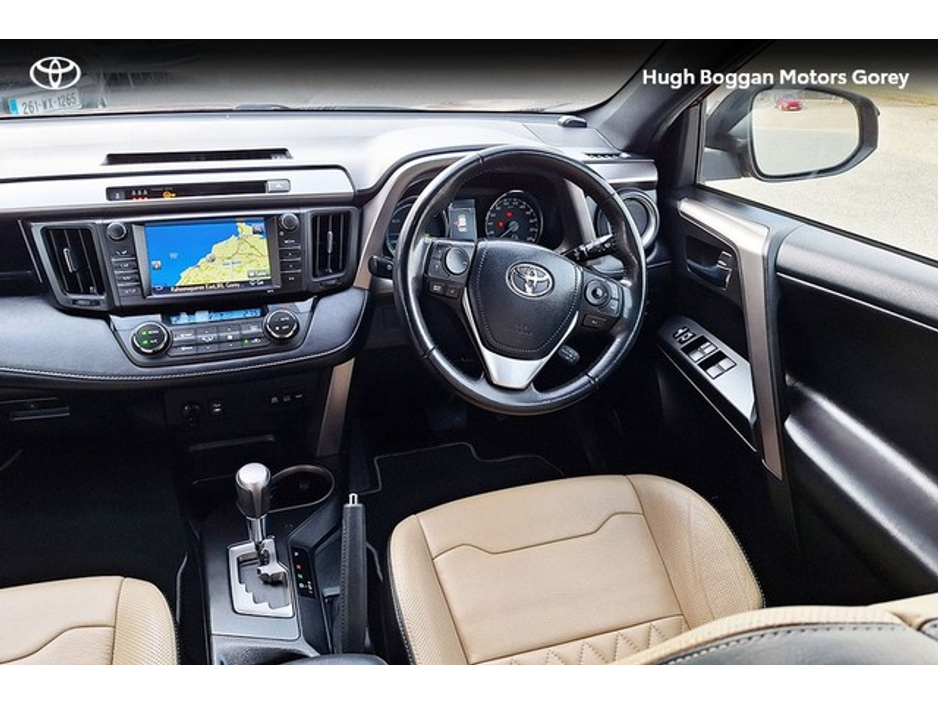 2018 Toyota Rav4 - image 9