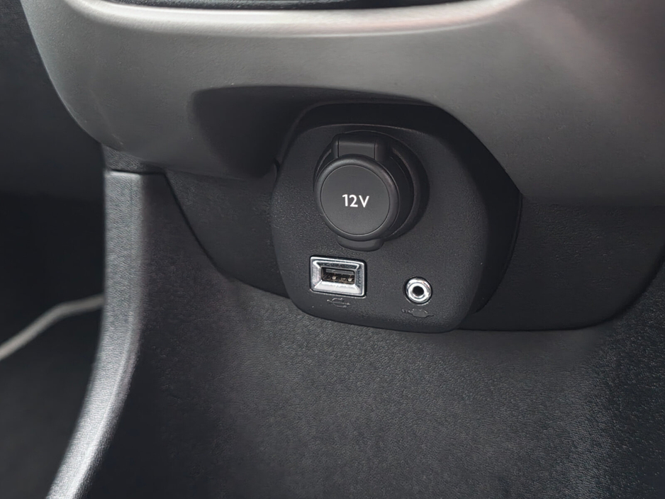 2017 Toyota Aygo 1.0 VVT-i x-play+ €8,450