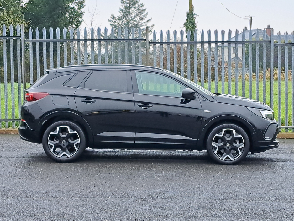 2023 Opel Grandland - image 4