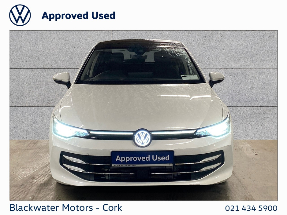 2025 Volkswagen Golf - image 11