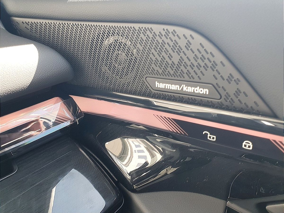 2026 BMW 5 Series - image 24