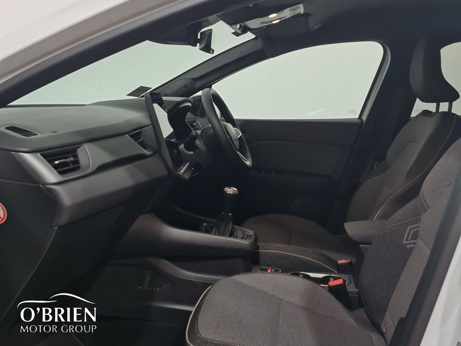 2025 Renault Symbioz techno TCe 140 E06X €32,900