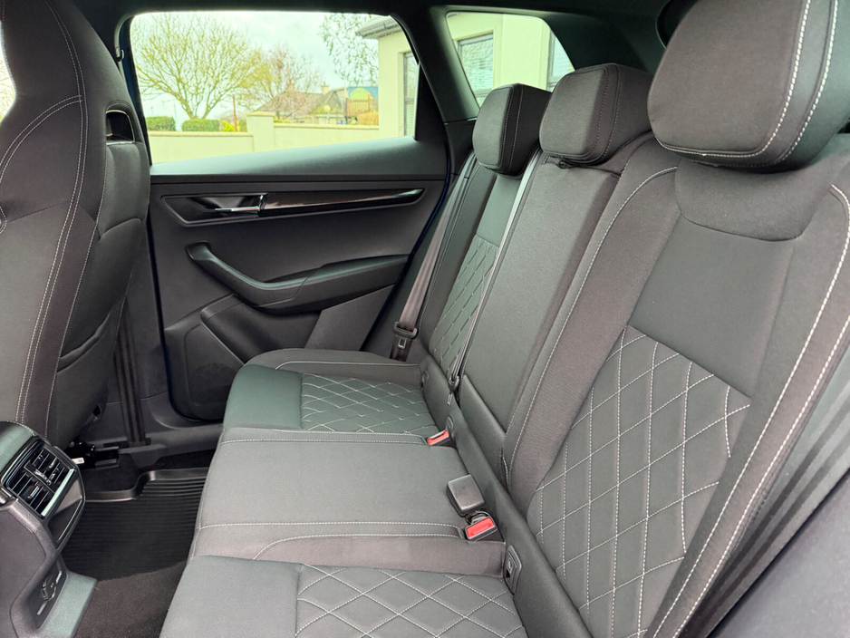 2022 Skoda Karoq - image 19