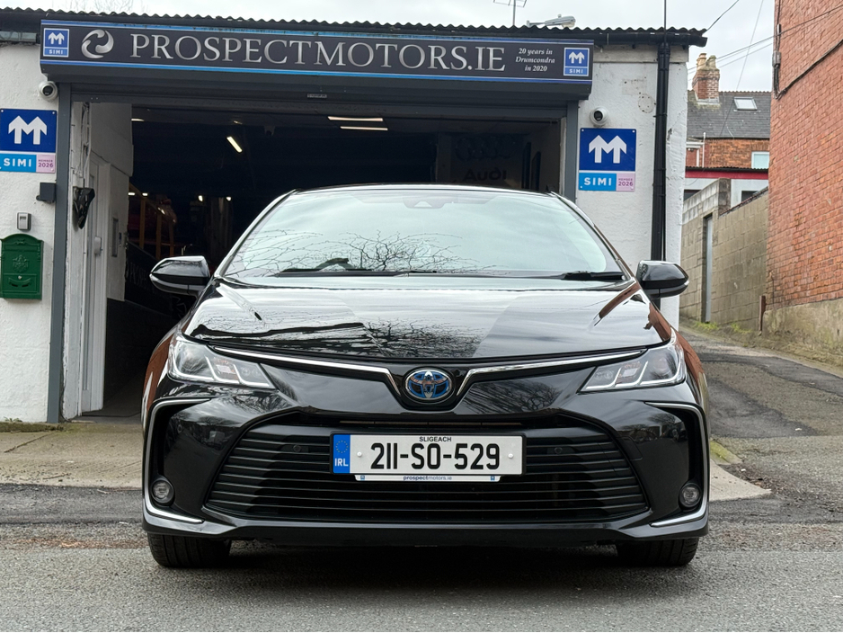 2021 Toyota Corolla - image 2