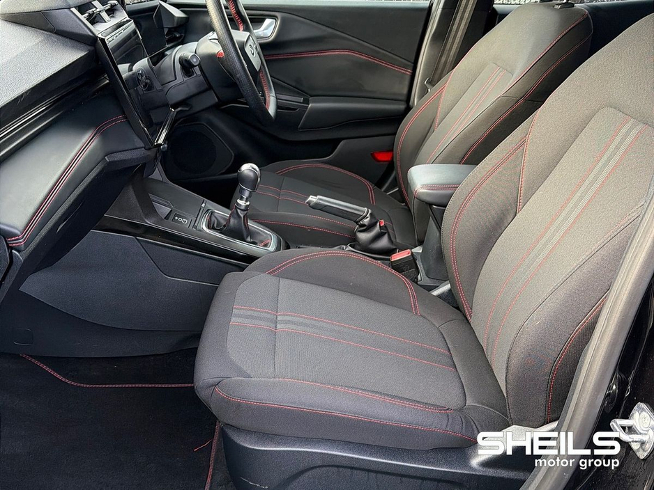 2025 Ford Puma - image 5