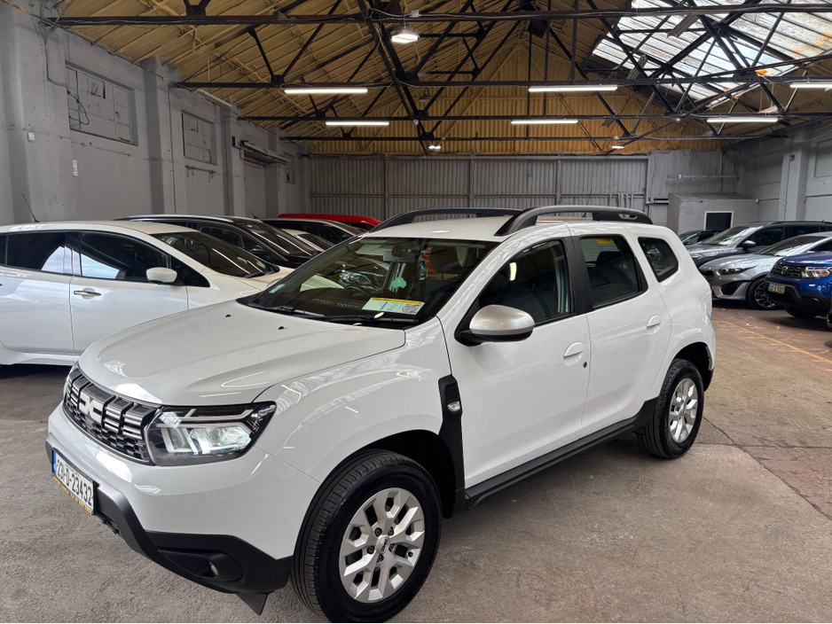 2023 Dacia Duster - image 14