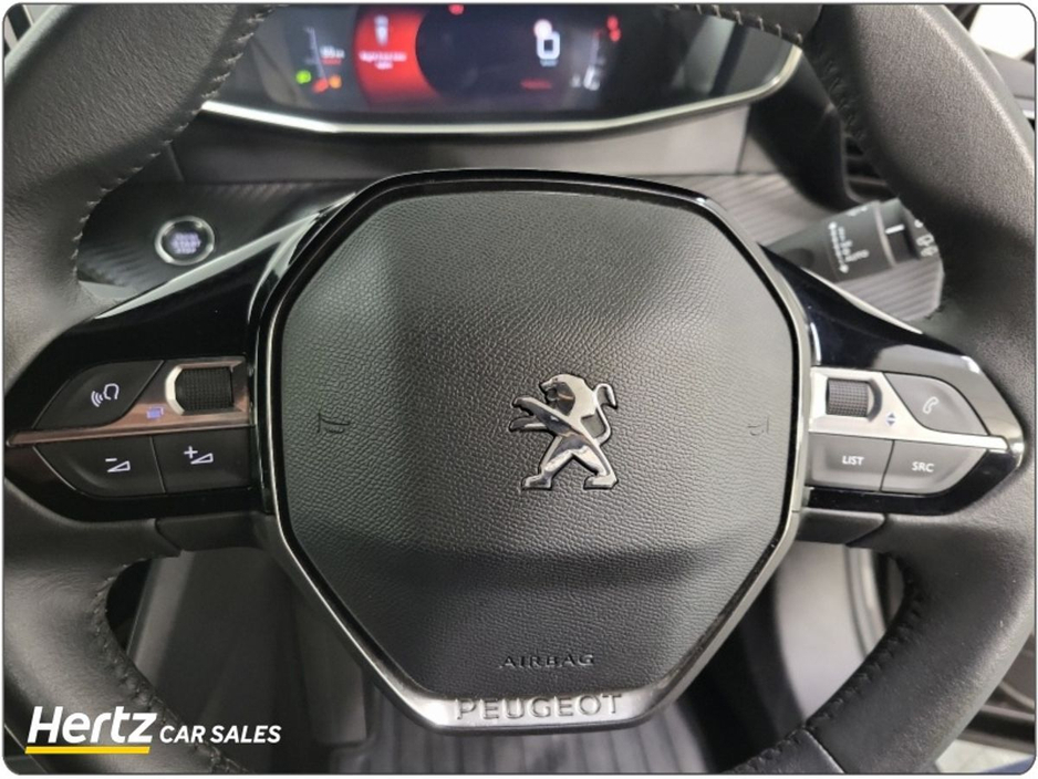 2023 Peugeot 2008 - image 17