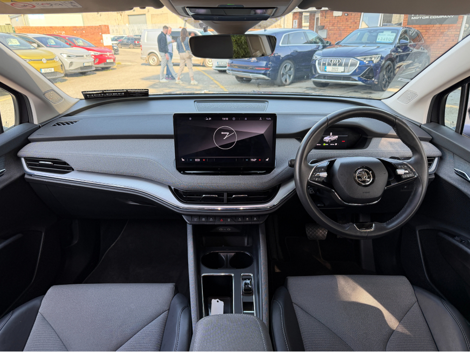 2023 Skoda Enyaq - image 26