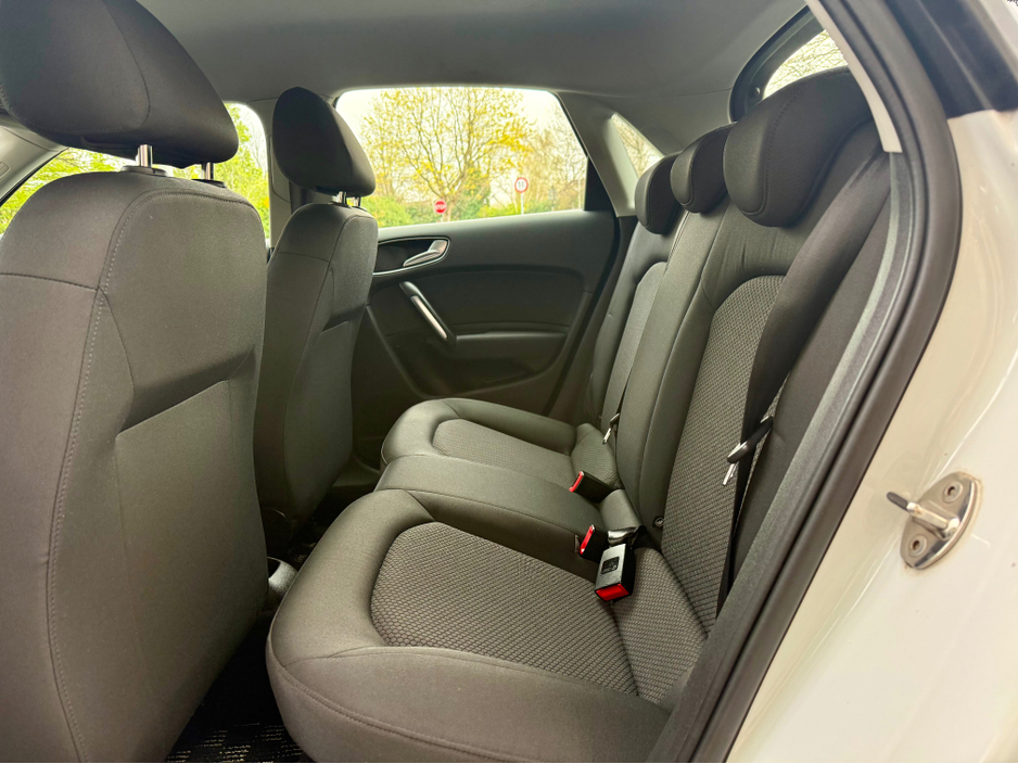 2014 Audi A1 - image 19