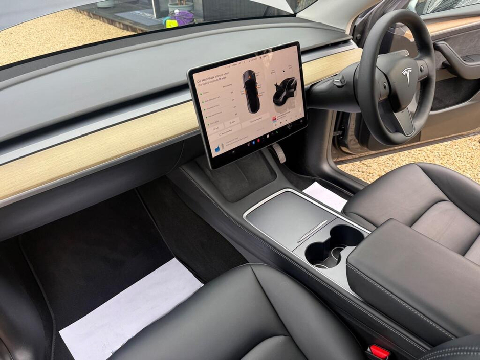 2024 Tesla Model Y Y RWD 420KM RANGE €36,950