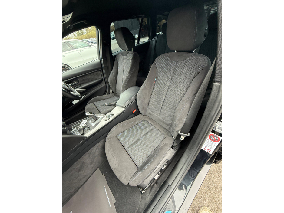 2014 BMW 3 Series - image 13