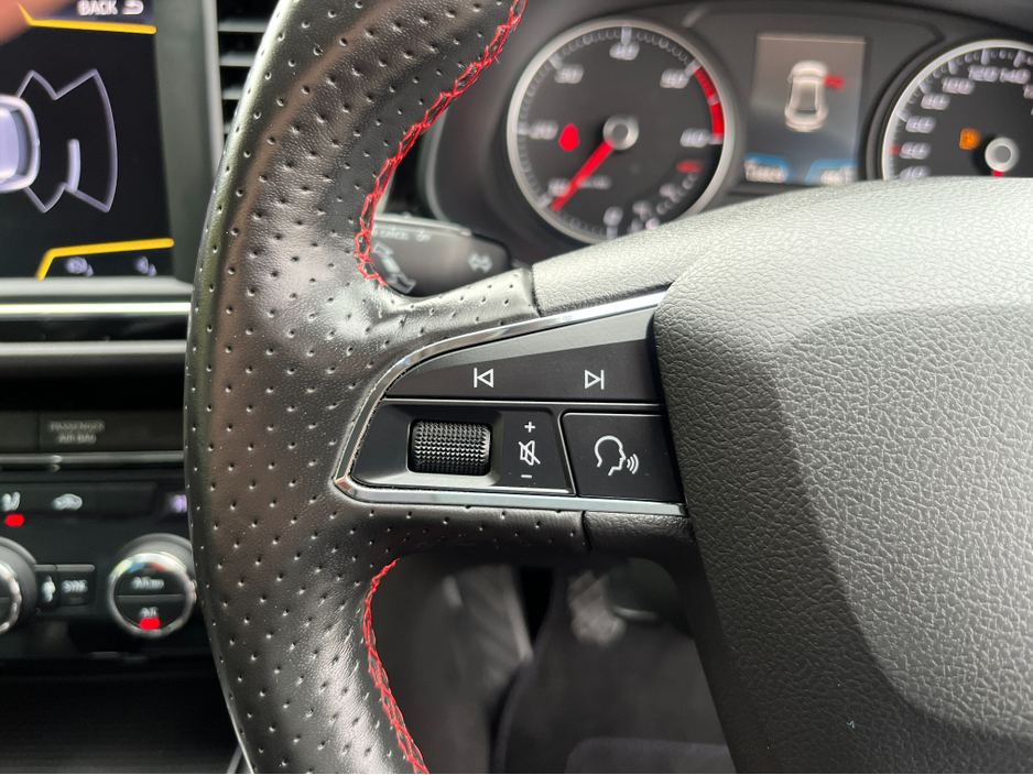 2018 SEAT Leon - image 23