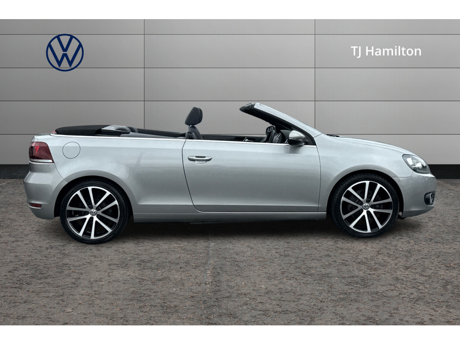 2014 Volkswagen Golf - image 4