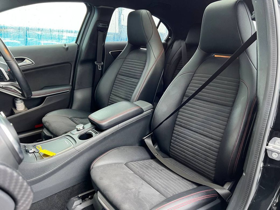 2018 Mercedes-Benz A Class A180 AMG-LINE 1.6 // TILT & SLIDE PAN ROOF // 18" DIAMOND CUT ALLOYS // FULL AMG-LINE SPORT INTERIOR €22,900