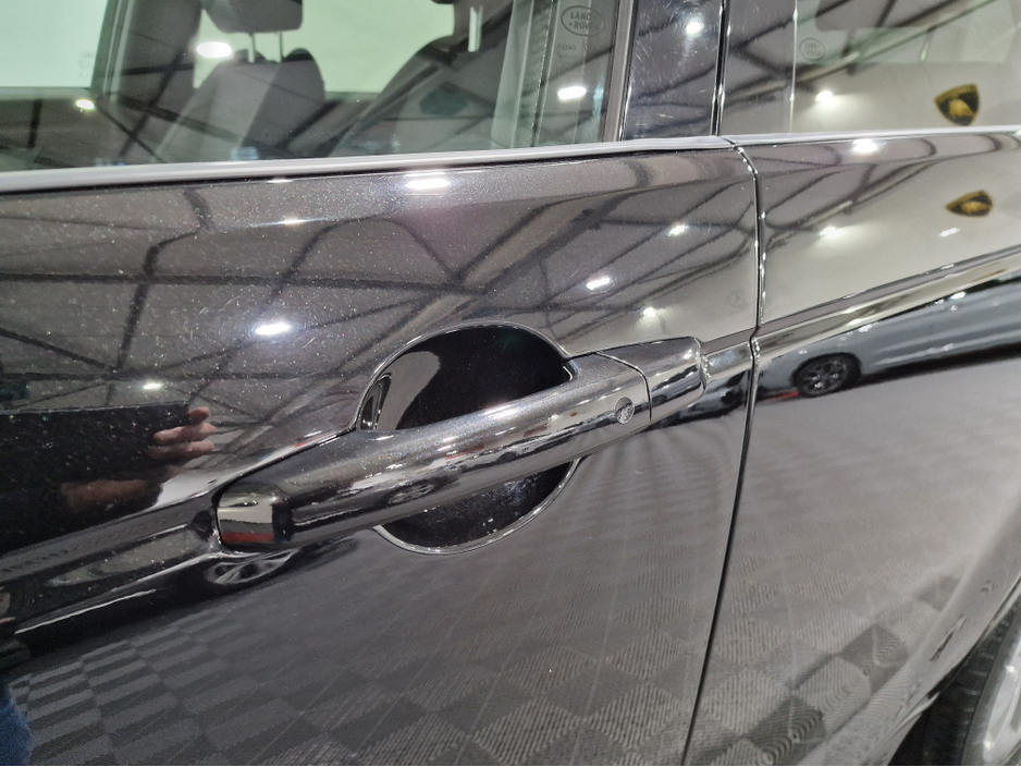 2021 Land Rover Discovery Sport P300E R-DYNAMIC HSE (PAN ROOF) AWD AUTOMATIC **TOP SPEC / APPLE CARPLAY / BLIND SPOT ASSIST / CRUISE CONTROL / ELECTRIC BOOTLID / FULL LEATHER / HEATED SEATS / MERIDIAN SOUND / 360 DEGREE CAMERA** €36,900