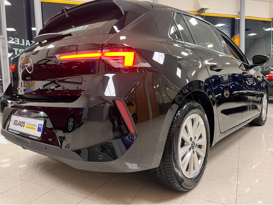 2024 Opel Astra Superb Value Automatic Diesel Low Kms High Spec New Generation Opel Astra 2024 www.bolands.ie Est.1955 €25,949