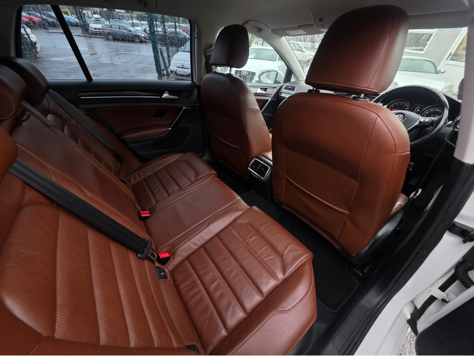 2016 Volkswagen Golf LEATHER TAN LEATHER SEATS 1.4 TSI HEATED ELECTRIC SEATS - NAVIGATION * REVERSING CAMERA * SIMI DEALER - €15,950