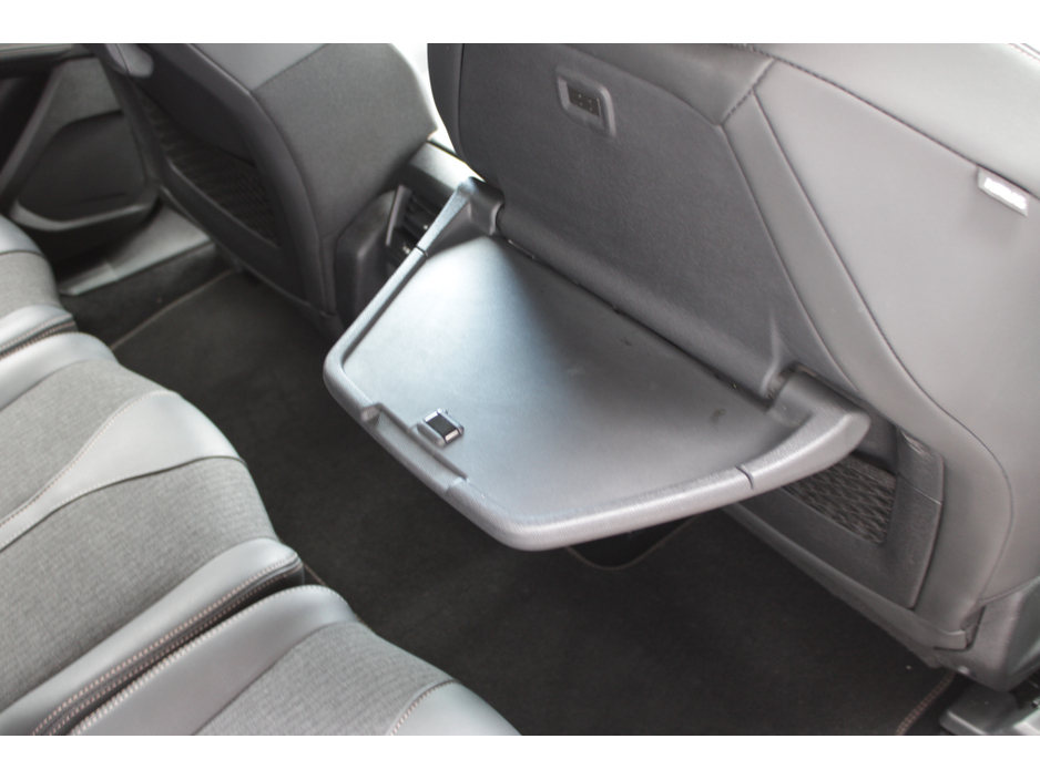 2020 Peugeot 5008 - image 20