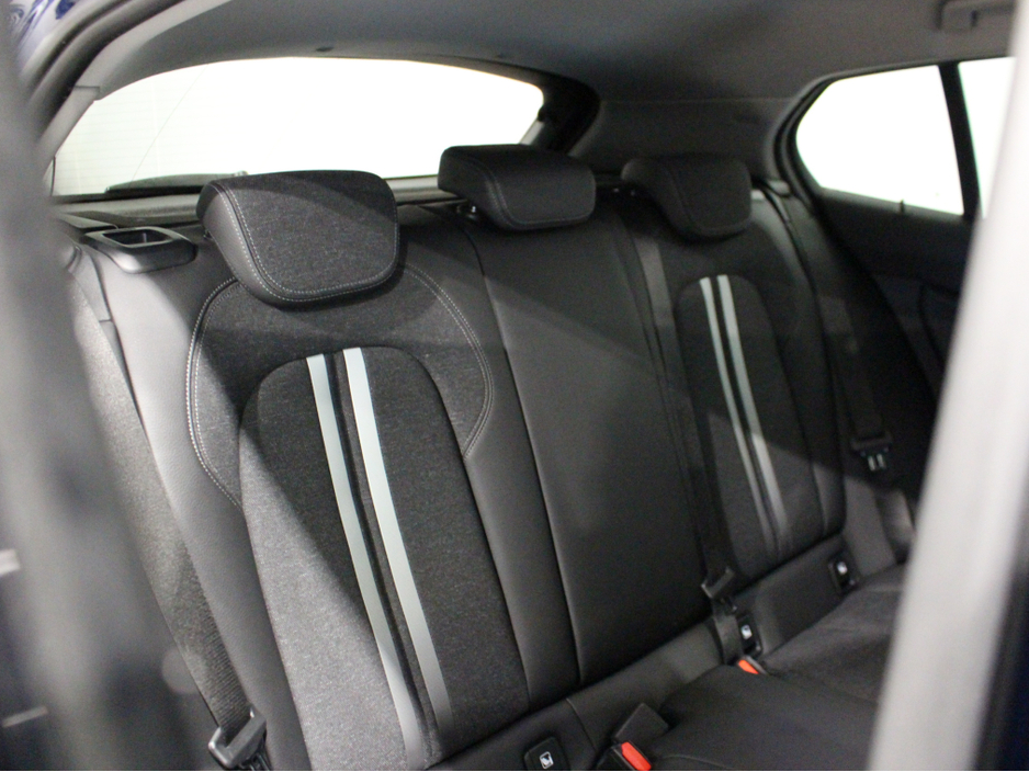 2021 BMW 1 Series - image 19