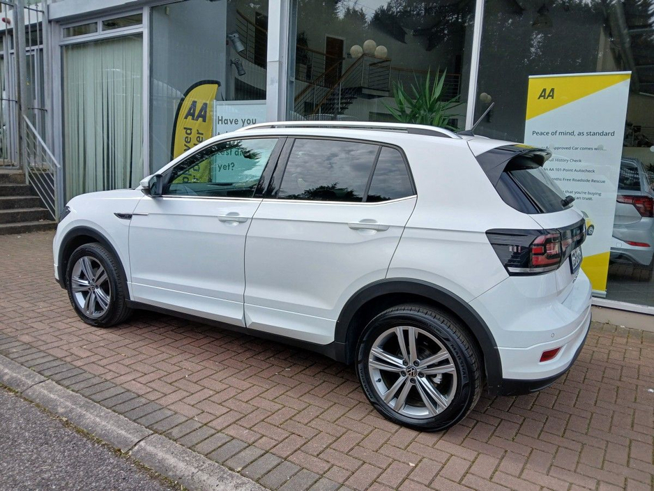 2023 Volkswagen T-Cross - image 8