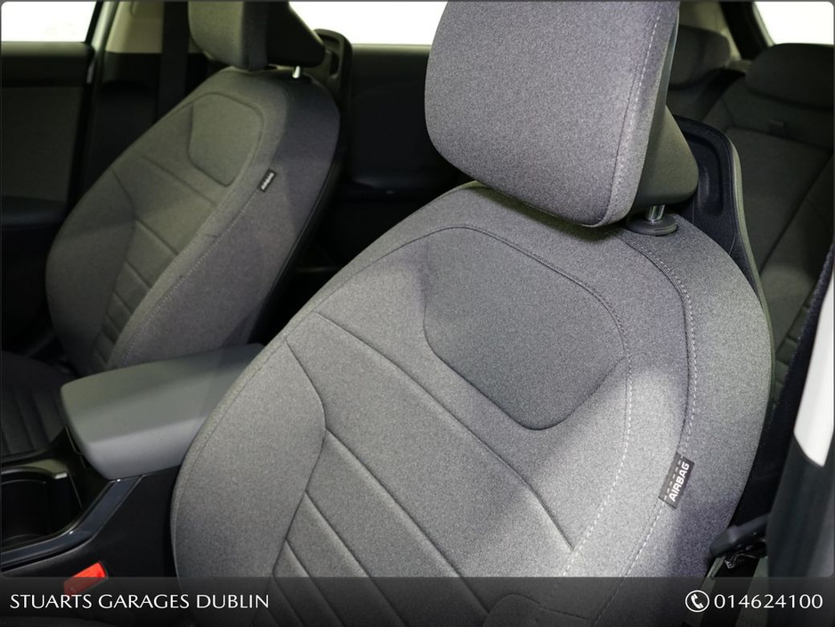 2026 Kia K4 - image 16