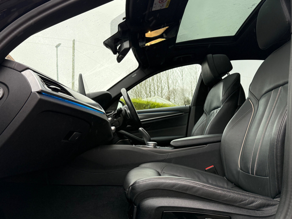 2022 BMW 5 Series 530e M Sport