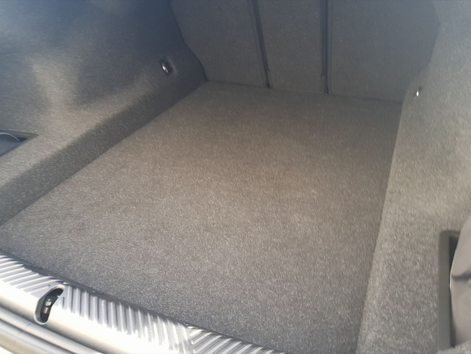 2026 BMW 5 Series - image 11