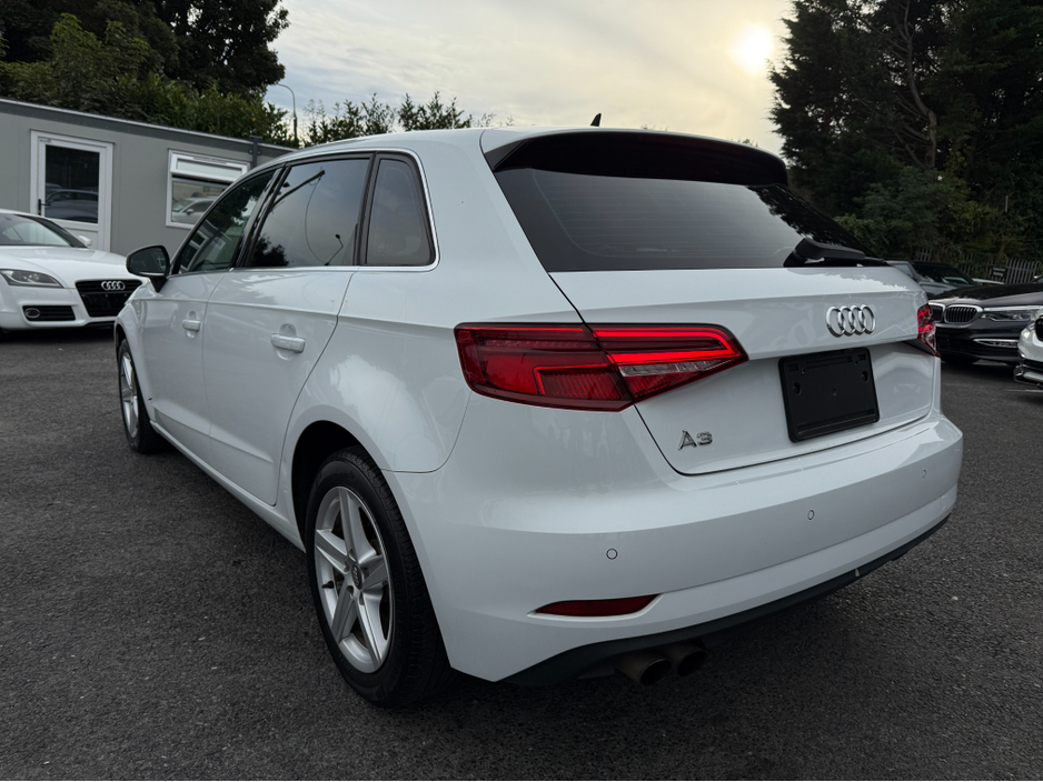 2020 Audi A3 1.4 TFSI VIRTUAL COCKPIT - SMARTPHONE INTERFACE- SATNAV - VIRTUAL COCKPIT - NAVIGATION REVERSING CAMERA -BLIND SPOT - PARKING SENSORS- €22,950