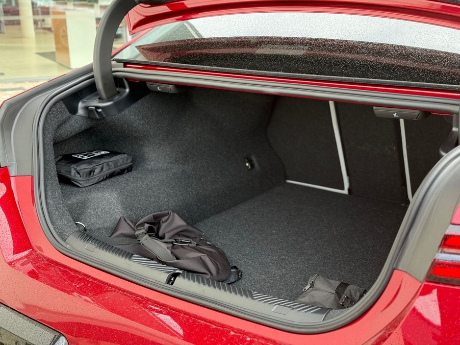 2026 BMW M5 - image 13