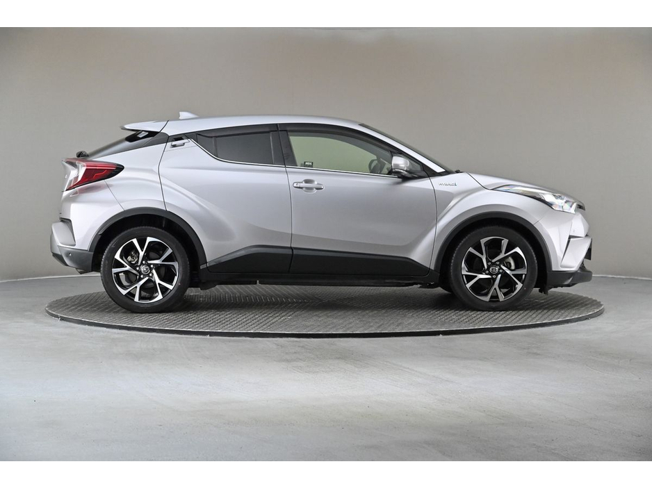 2019 Toyota C-HR 1.8 HYBRID *HALF LEATHER*REVERSE CAM*10"ANDROID CAR PLAYER* €21,490