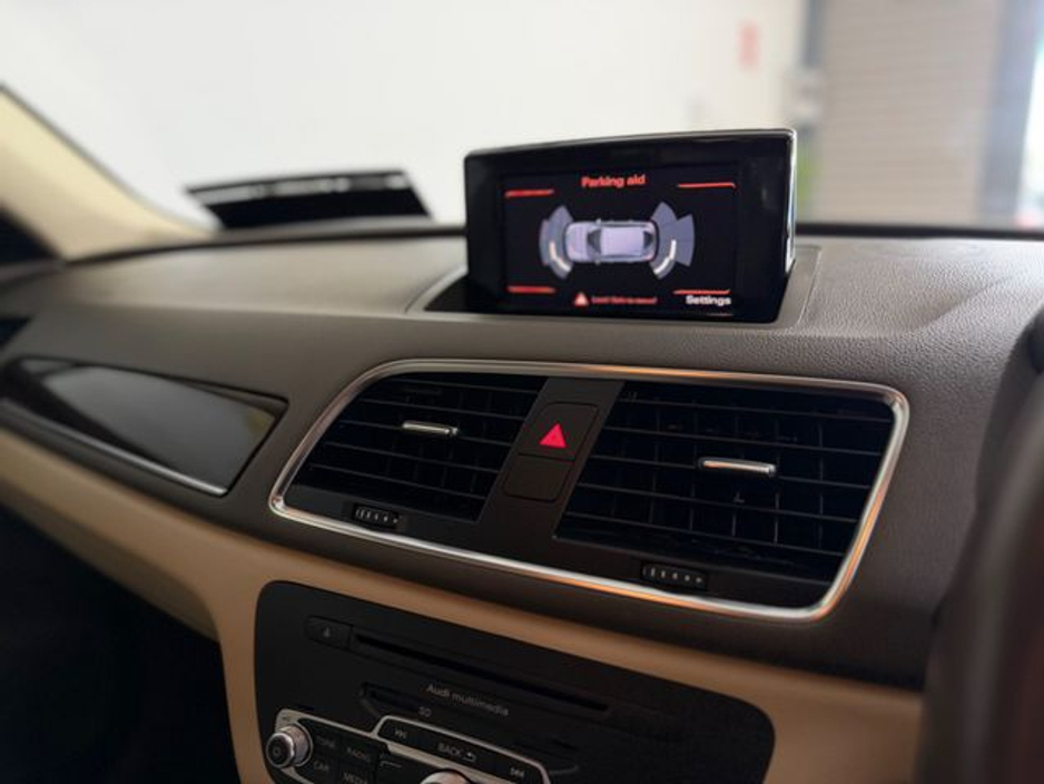 2014 Audi Q3 - image 11