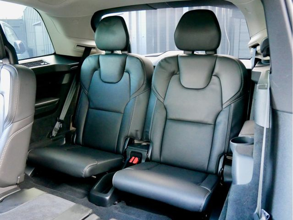 2025 Volvo XC90 - image 19