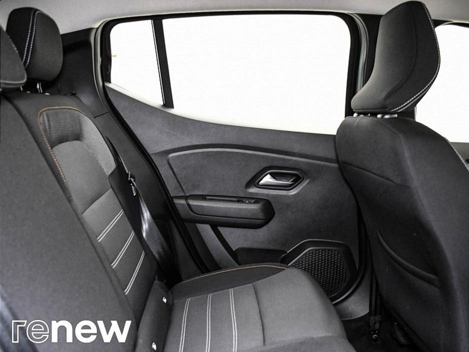 2022 Dacia Sandero Stepway - image 13