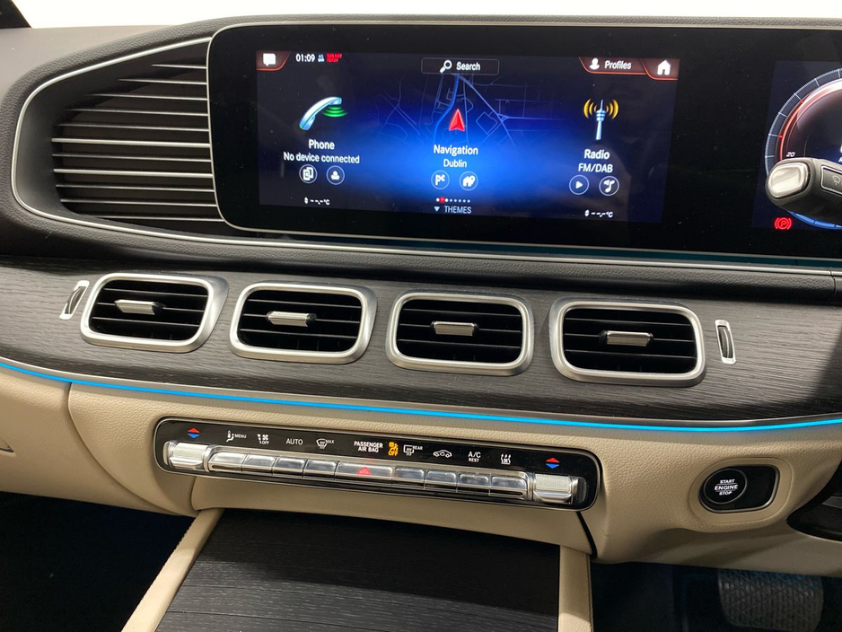 2023 Mercedes-Benz GLE Class GLE 350 de 4Matic | Premium Plus | Sunroof | Heated Seats | Night Package €82,950