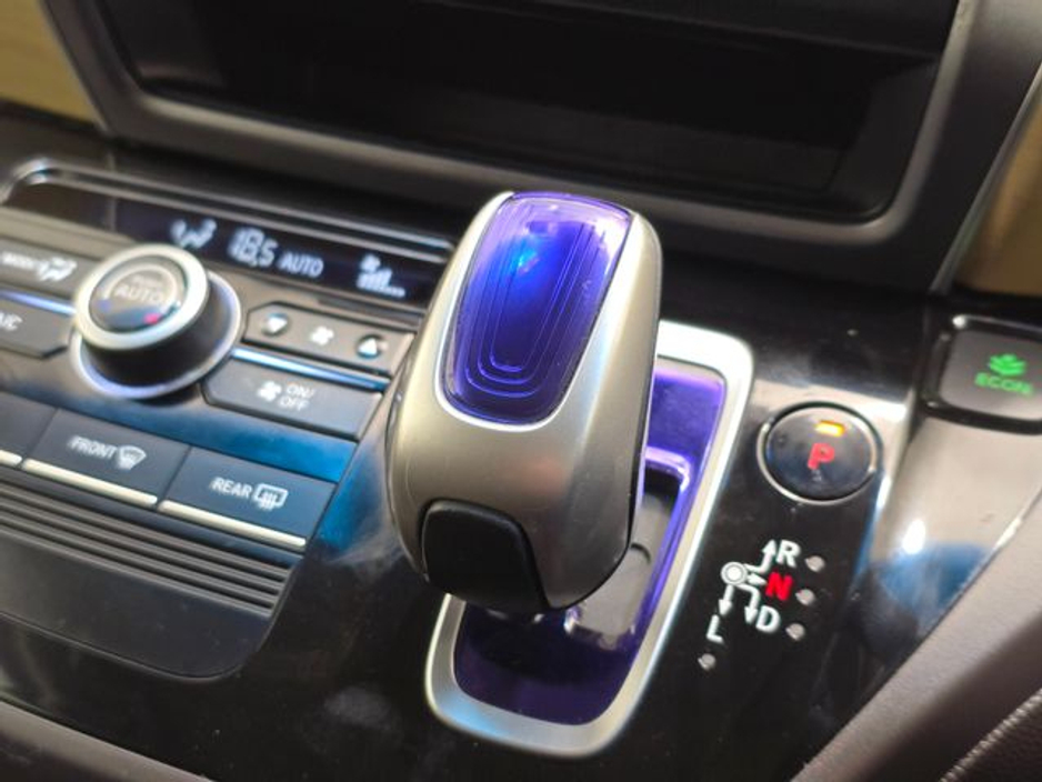 2018 Honda Freed - image 20