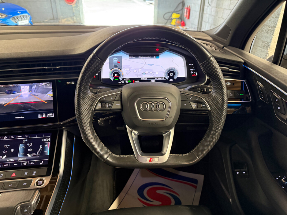 2021 Audi Q7 - image 15