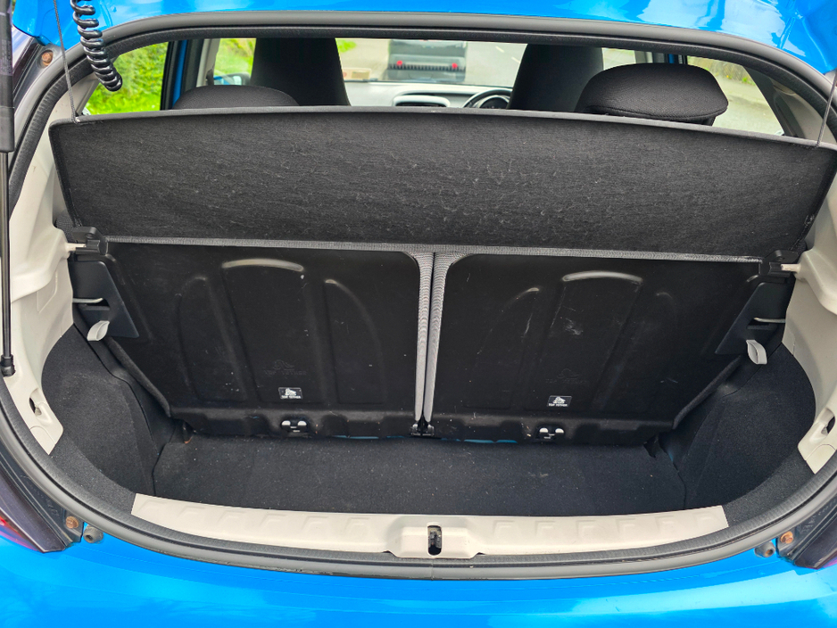 2020 Toyota Aygo - image 9