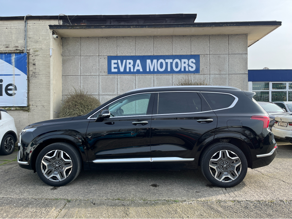 2021 Hyundai Santa Fe - image 6