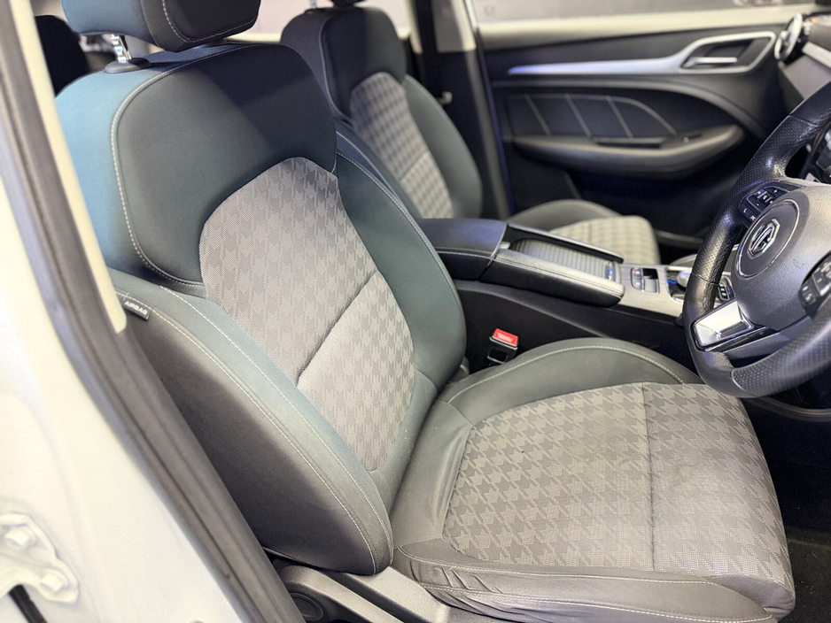 2020 MG ZS  €13,799