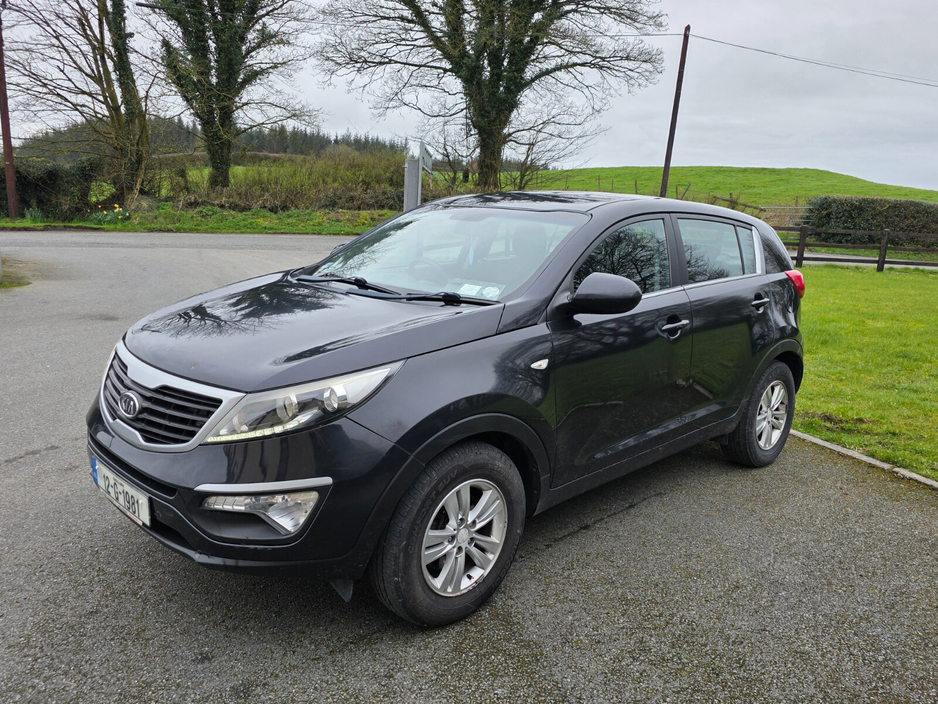 2012 Kia Sportage - image 3