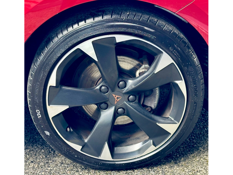 2023 Cupra Leon - image 9