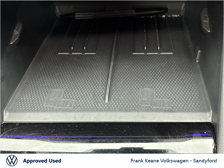 2025 Volkswagen Tiguan Tiguan R-Line Tsi Phev S-A R-Line TSi eHybrid 204 DSG 19.7 kWh Auto 2WD Start/Stop @frank Keane Volkswagen South Dublin €49,995