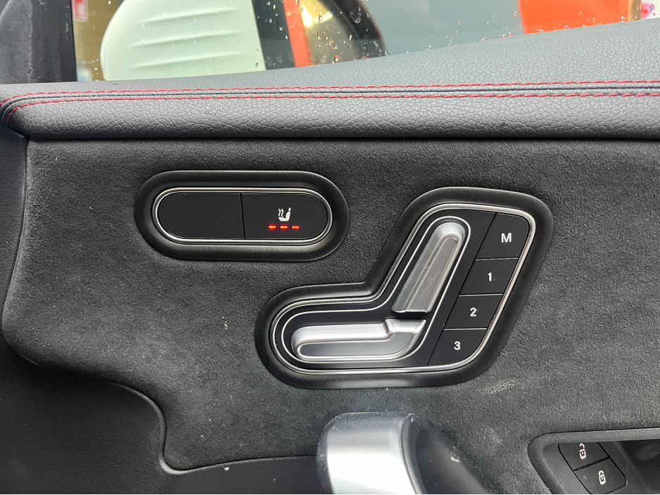 2020 Mercedes-Benz CLA Class €27950 2020 MERCEDES-BENZ CLA200D AMG LINE 2.0 AUTOMATIC / CRUISE CONTROL / REVERSE CAMERA / PADDLE SHIFTERS / ELECTRIC MEMORY & HEATED SEATS / AMBIENT LIGHTS €27,950