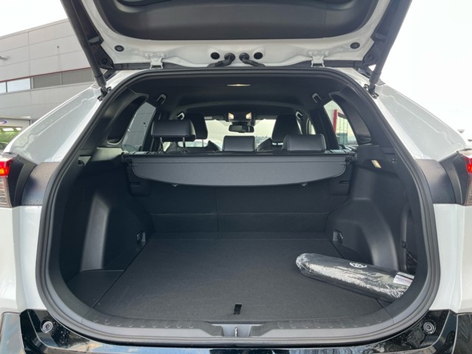 2025 Toyota Rav4 - image 10
