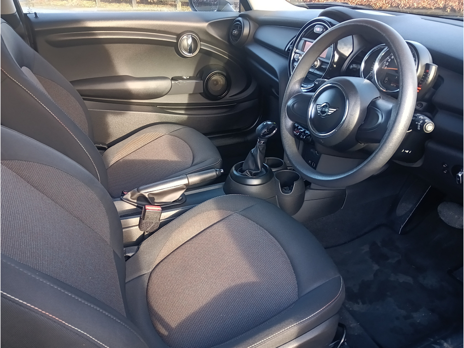 2015 MINI One Mini //One//1.2L// Automatic//3 Door €11,950