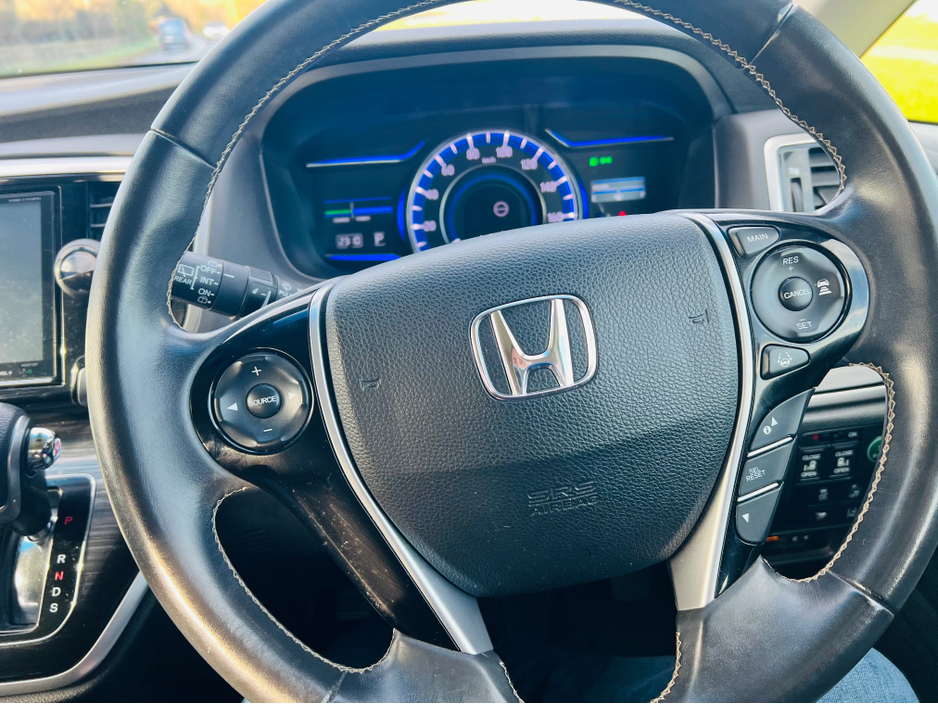 2017 Honda Odyssey 2.4 AUTOMATIC  HYBRID €21,950