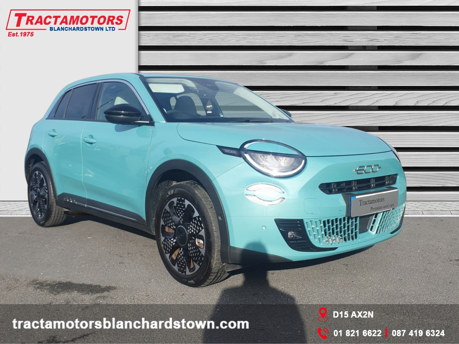 2025 Fiat 600 - image 12