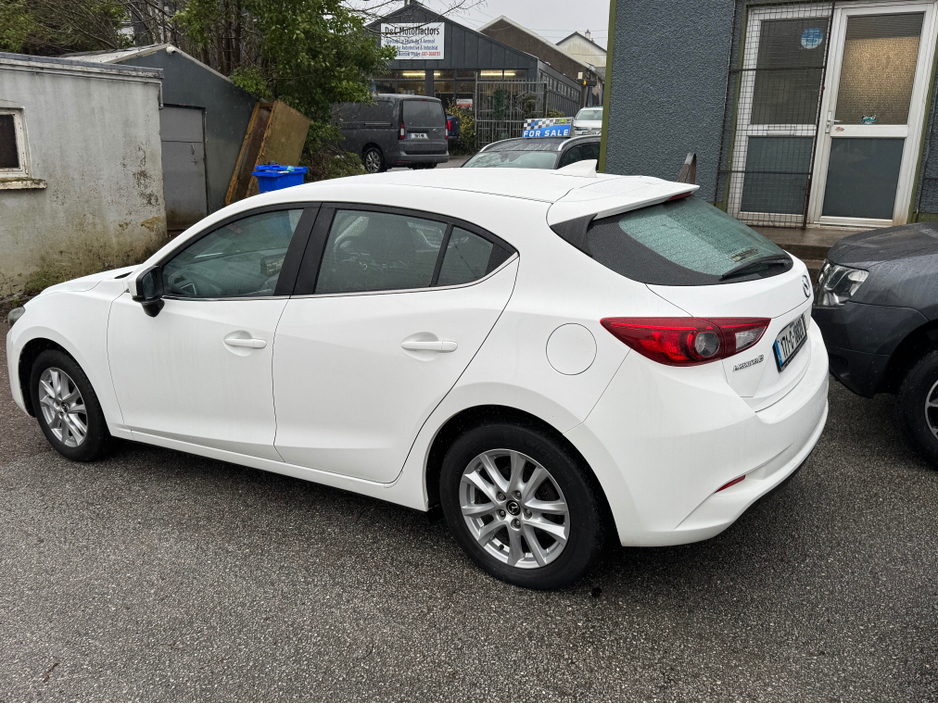 2017 Mazda Mazda3 1.5 SE NAV 105PS 5DR €9,900