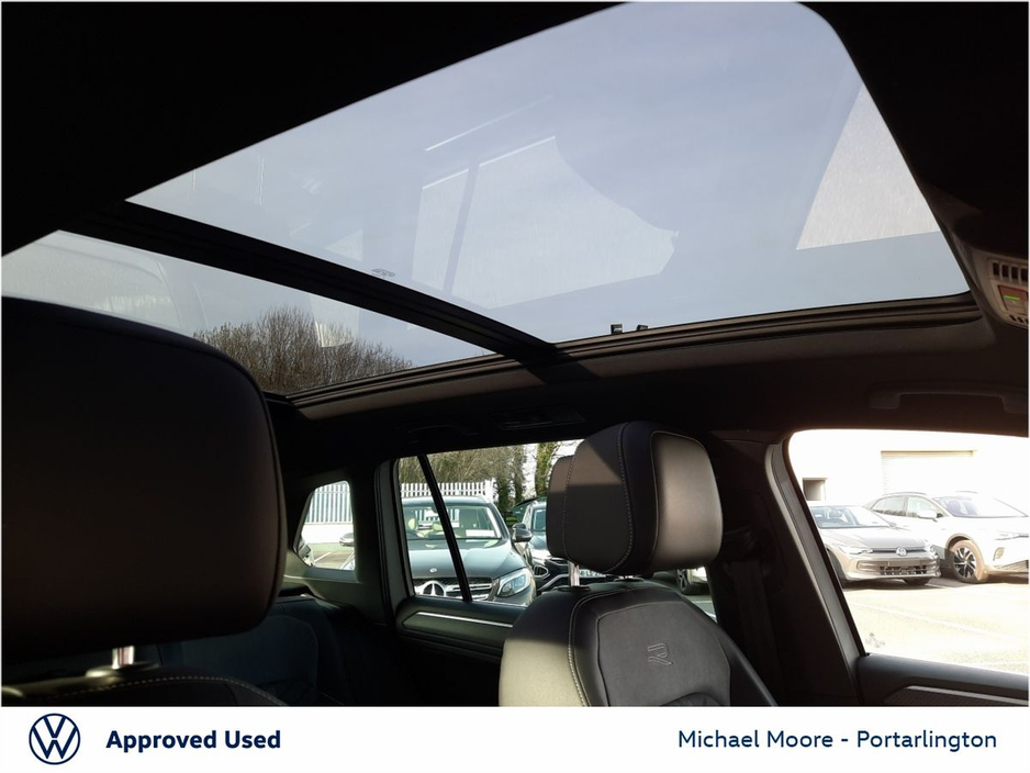 2023 Volkswagen Tiguan - image 22